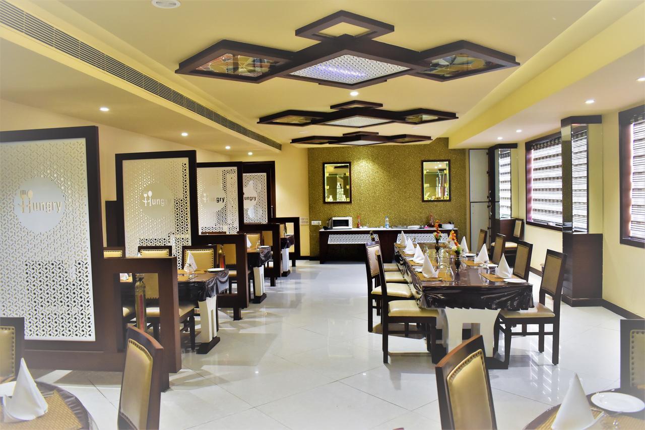 Hotel Ashish Continental Phagwāra Extérieur photo
