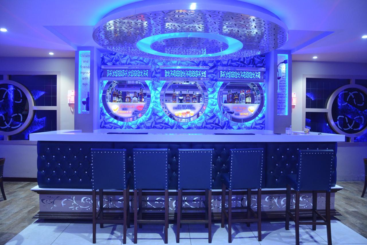 Hotel Ashish Continental Phagwāra Extérieur photo